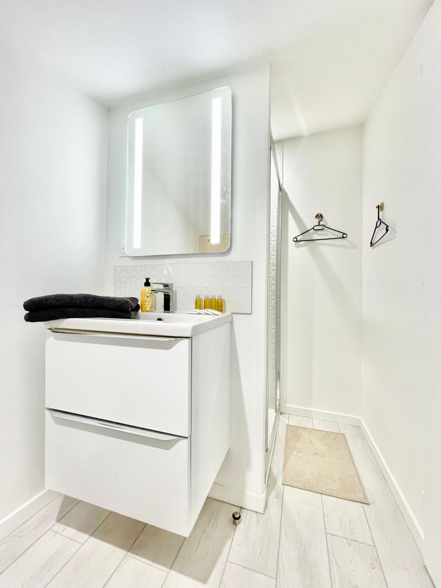 Niort - Hyper-Centre - Appartements En Duplex Ou Triplex - Wifi Fibre - Nouveau Esterno foto